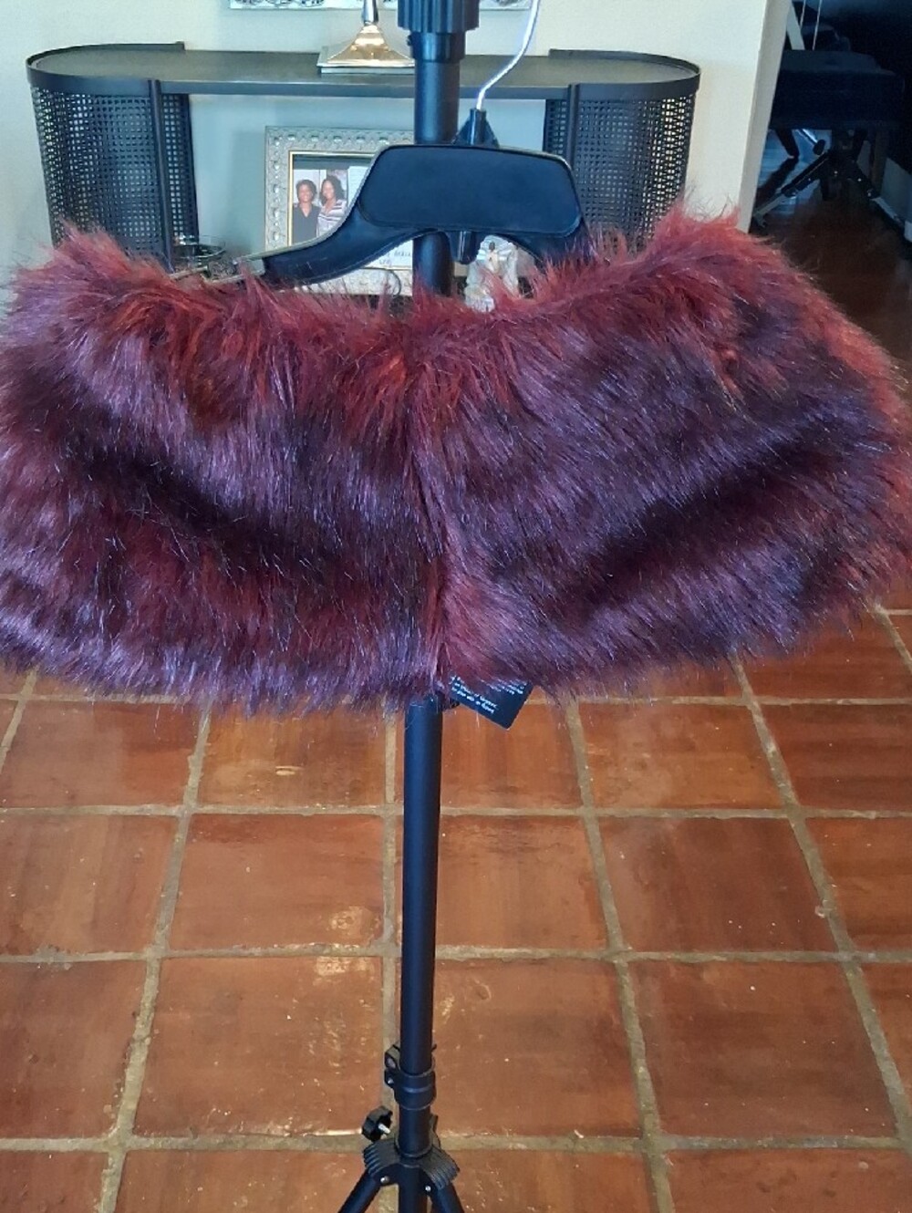 IMAN Women's Faux Fur Teddy Jacket Collar - Burgundy Plum - Picture 4 of 4